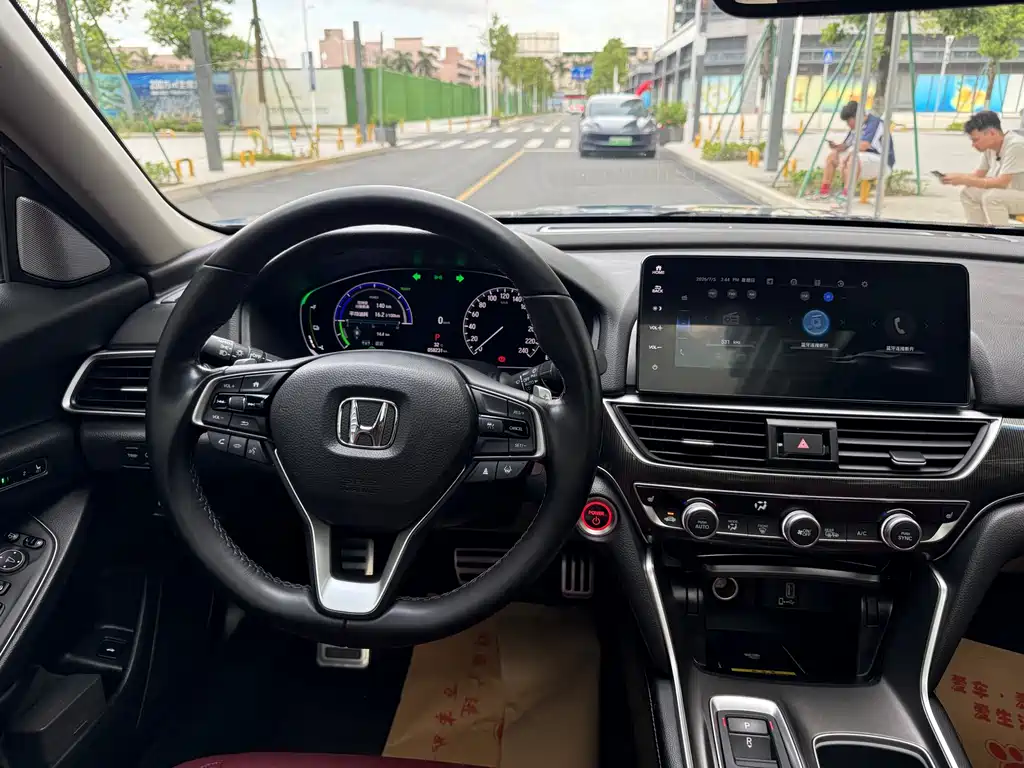 Honda Accord 2022 — фото 12