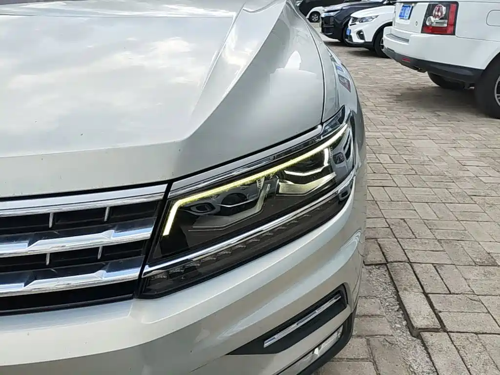 Volkswagen Tiguan L 2018 — фото 24
