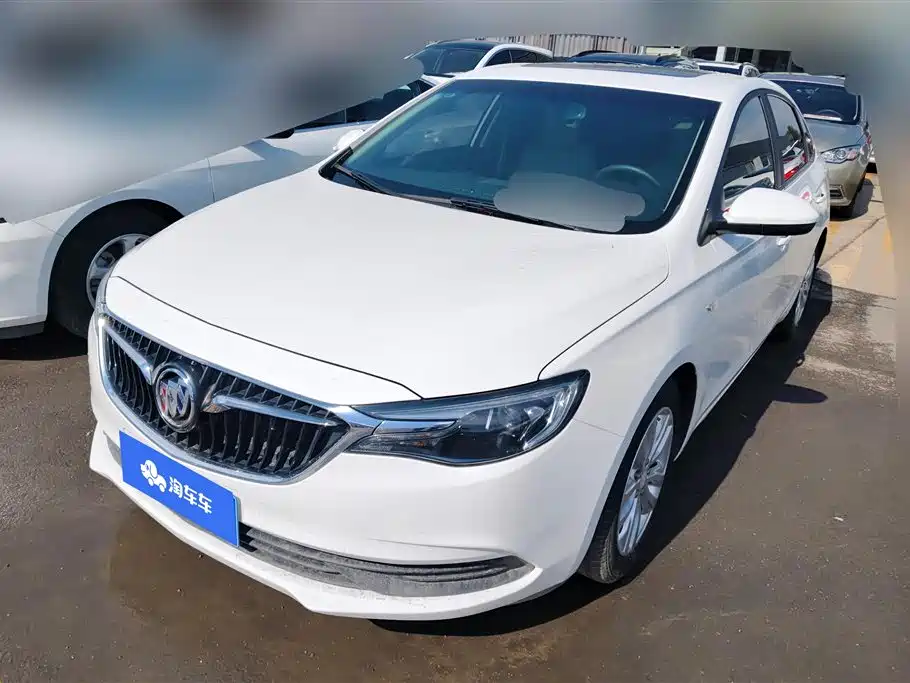 Buick Excelle 2019 — фото 1