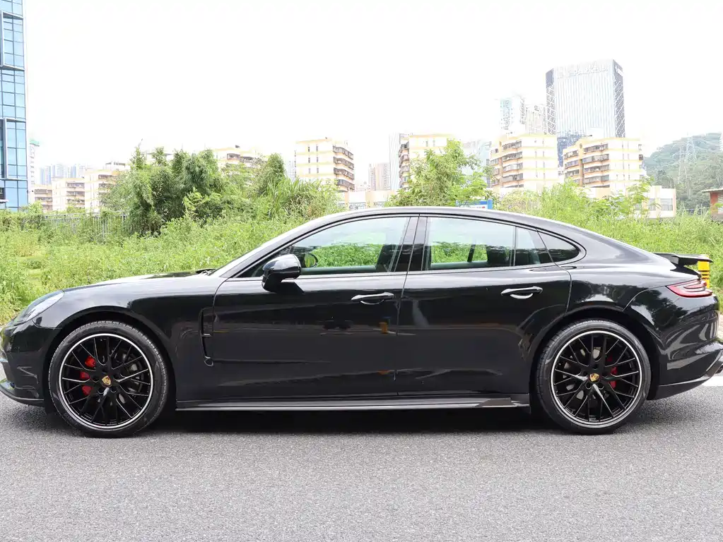 Porsche Panamera 2020 — фото 7
