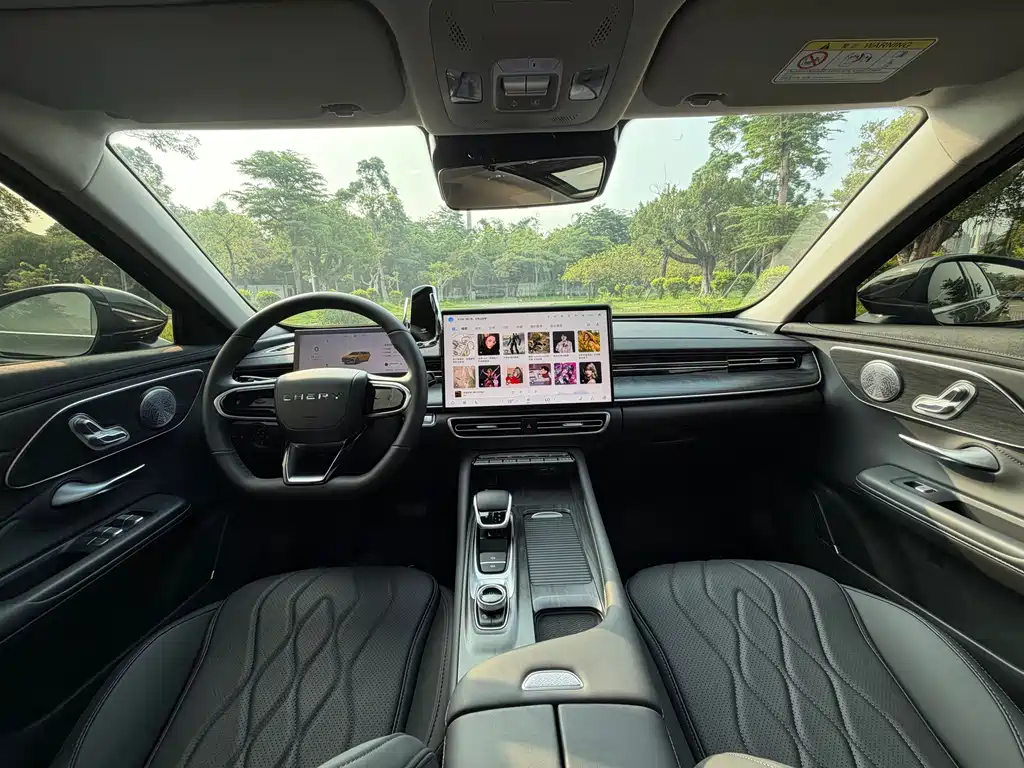 Chery Arrizo 8 PRO 2025 — фото 10
