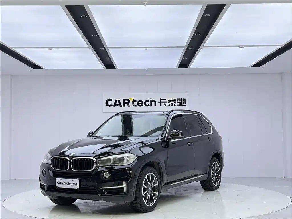 BMW X5 2015 — фото 1