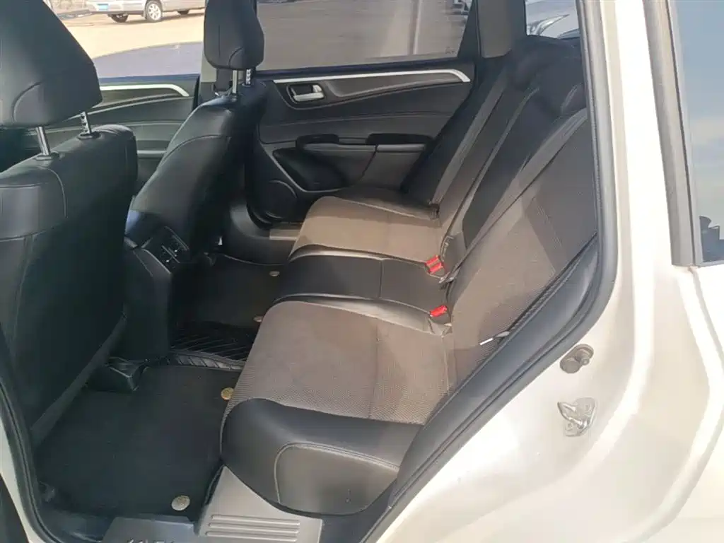Honda Jade 2016 — фото 17