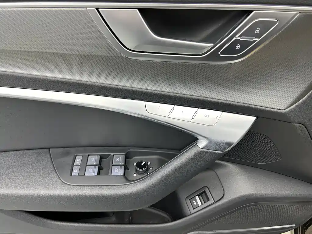 Audi A6 2025 — фото 5