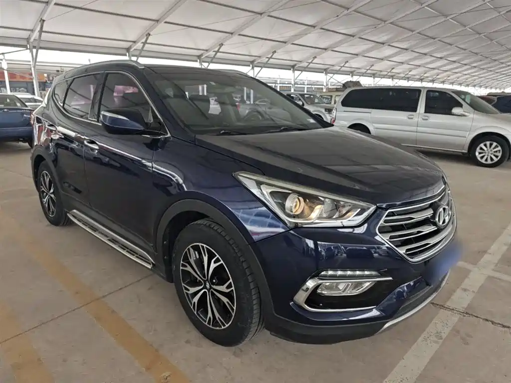 Hyundai Santa Fe 2018 — фото 22