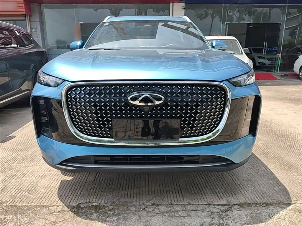 Chery Tiggo 8 PLUS C-DM 2025 — фото 3