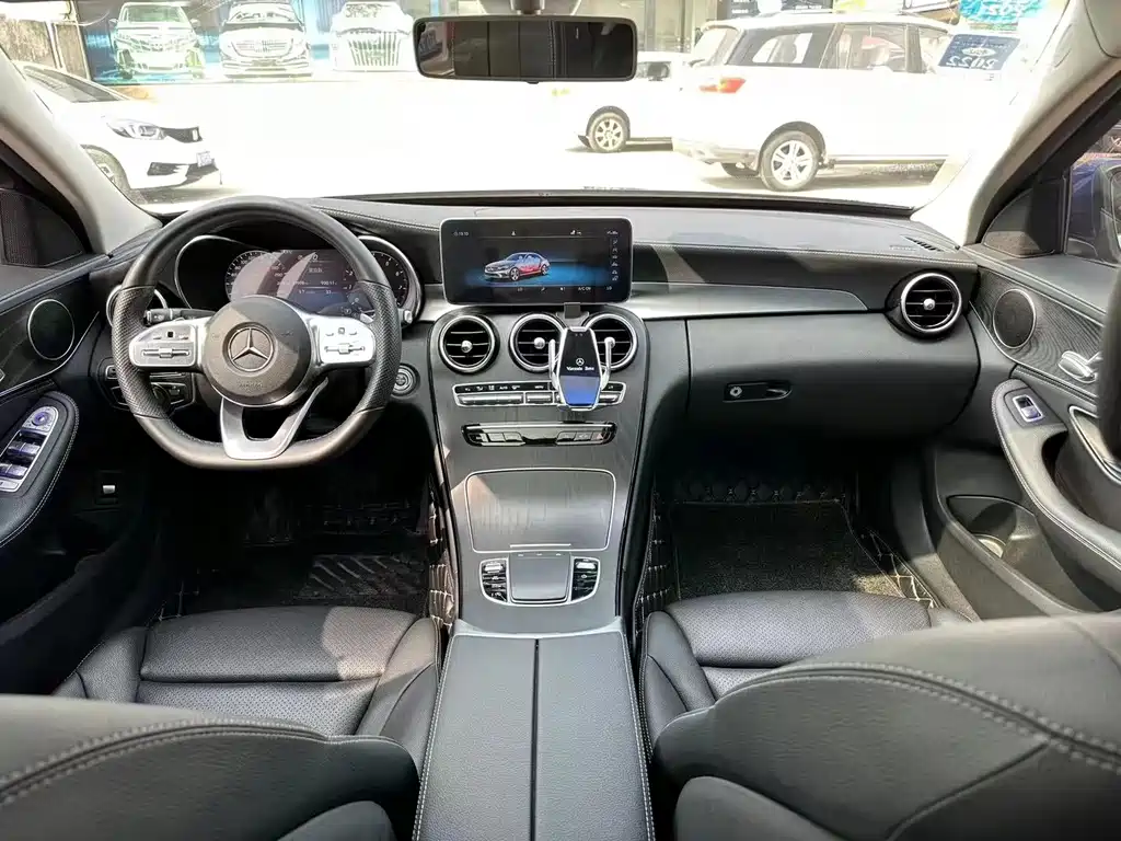 Mercedes-Benz C-Class 2020 — фото 8