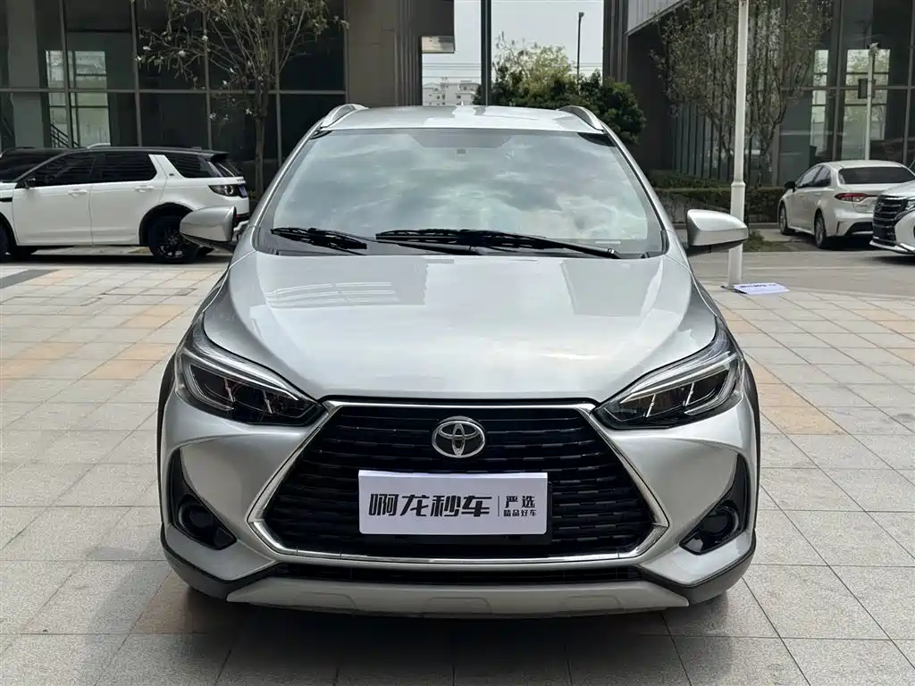 Toyota Yaris L 2021 — фото 4