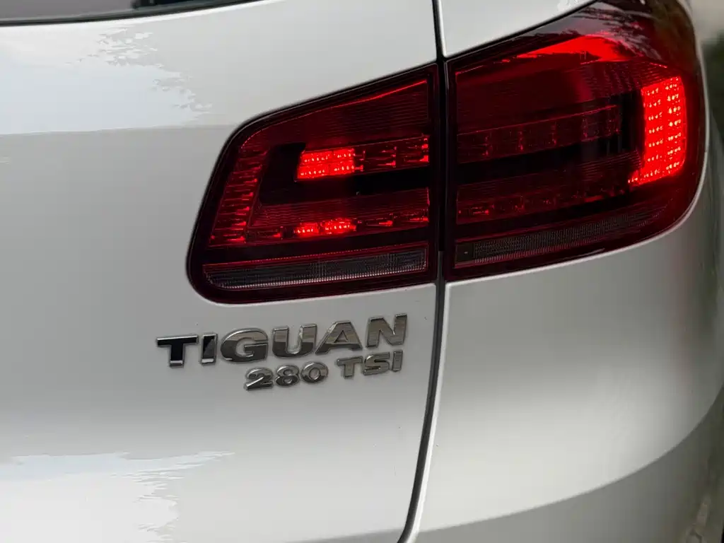 Volkswagen Tiguan 2017 — фото 16