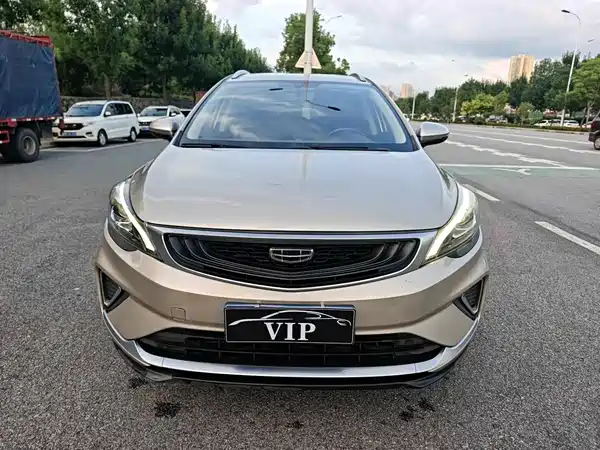 Geely Emgrand GS 2021