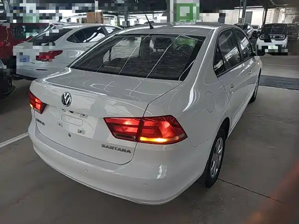 Volkswagen Santana 2016