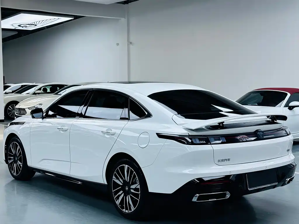 Changan Eado 2025 — фото 13