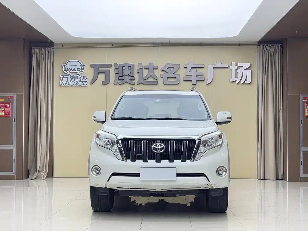 Toyota Prado 2017 — фото 2