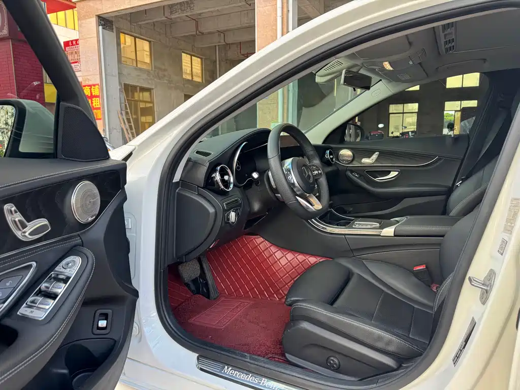Mercedes-Benz C-Class 2020