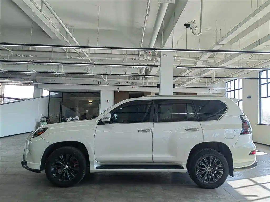 Lexus GX 2023 — фото 2