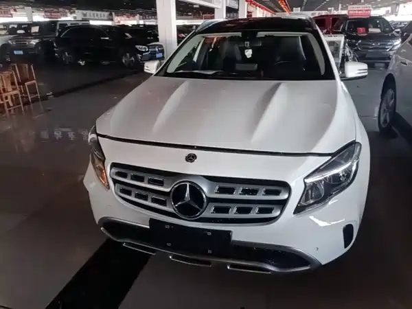 Mercedes-Benz GLA 2019