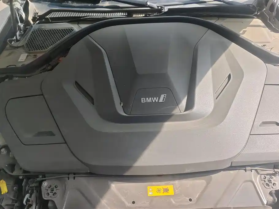BMW i3 2024 — фото 10