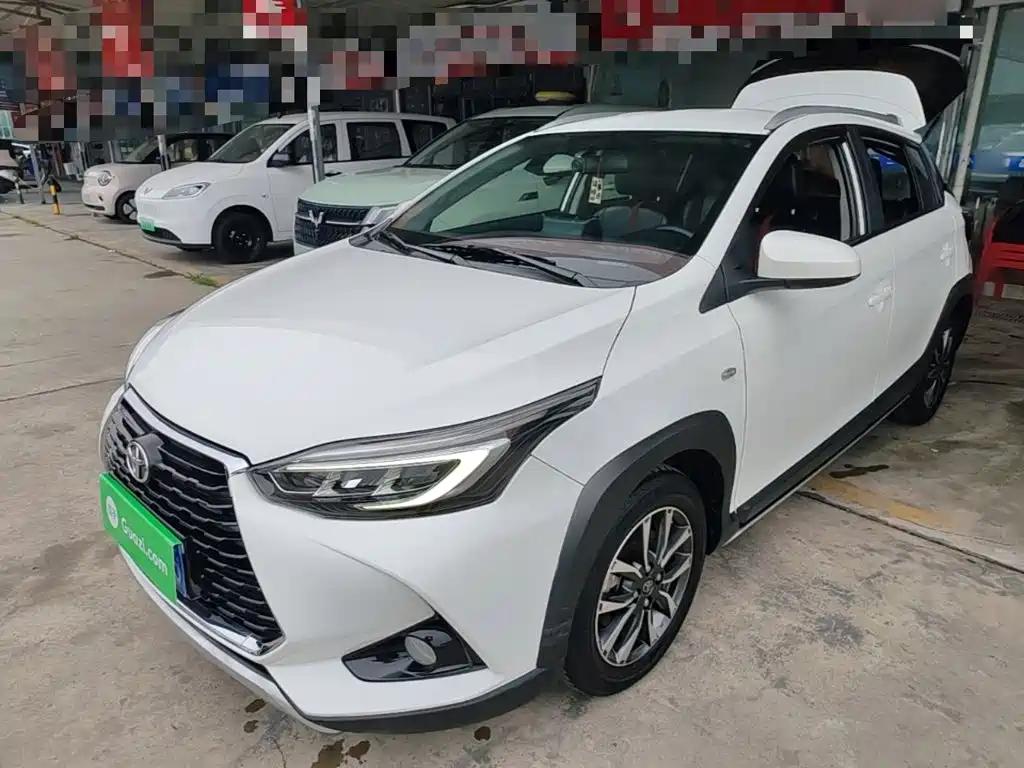 Toyota Yaris L 2020