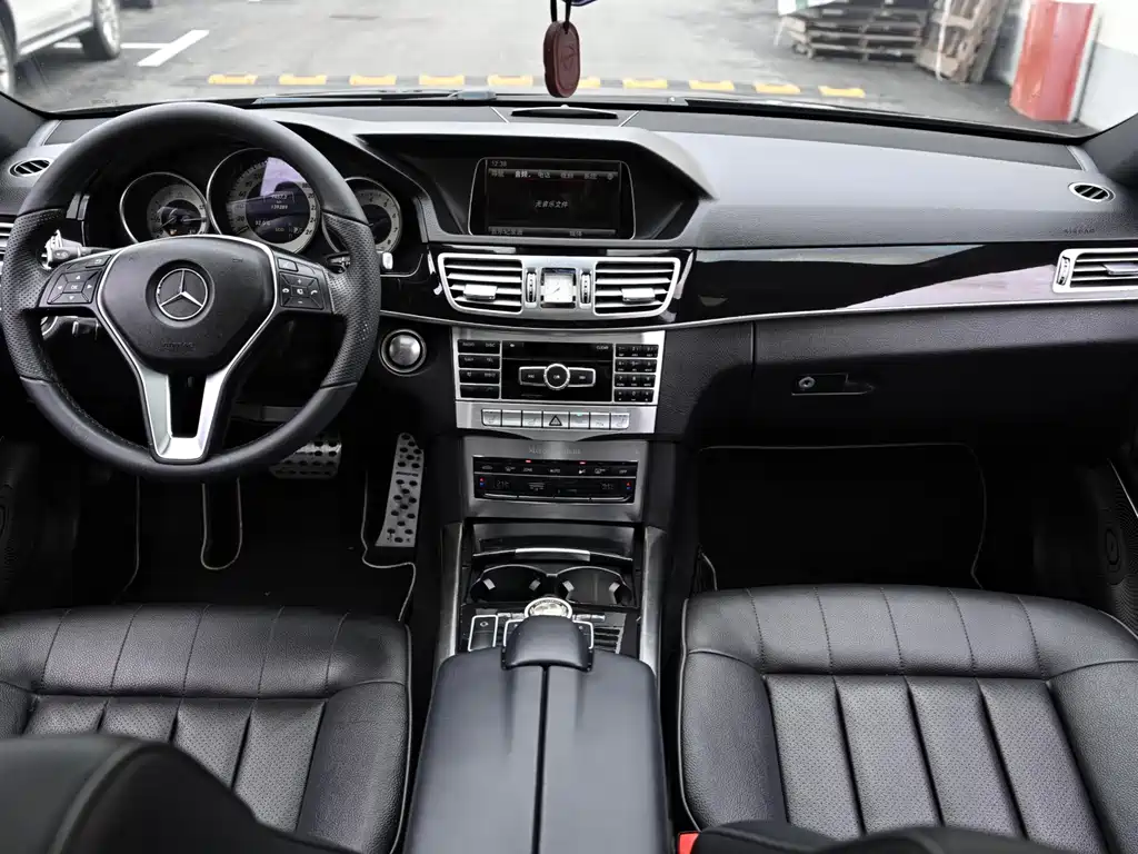 Mercedes-Benz E-Class 2014