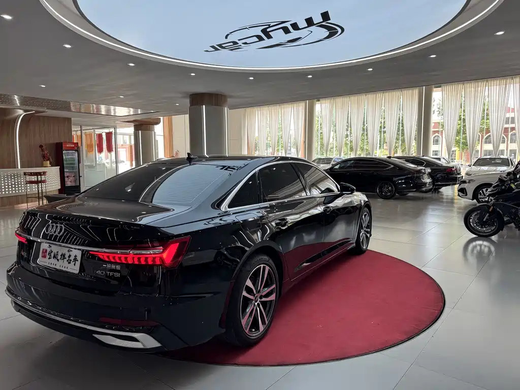 Audi A6L 2023