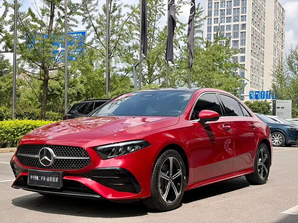 Mercedes-Benz A-Class 2023 — фото 3