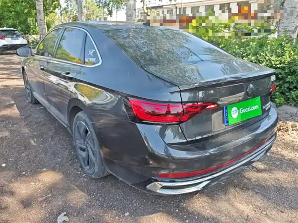 Volkswagen Sagitar 2023