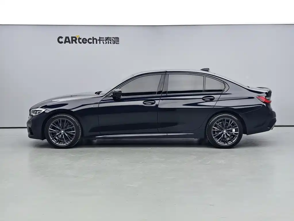 BMW 3 Series 2022 — фото 16