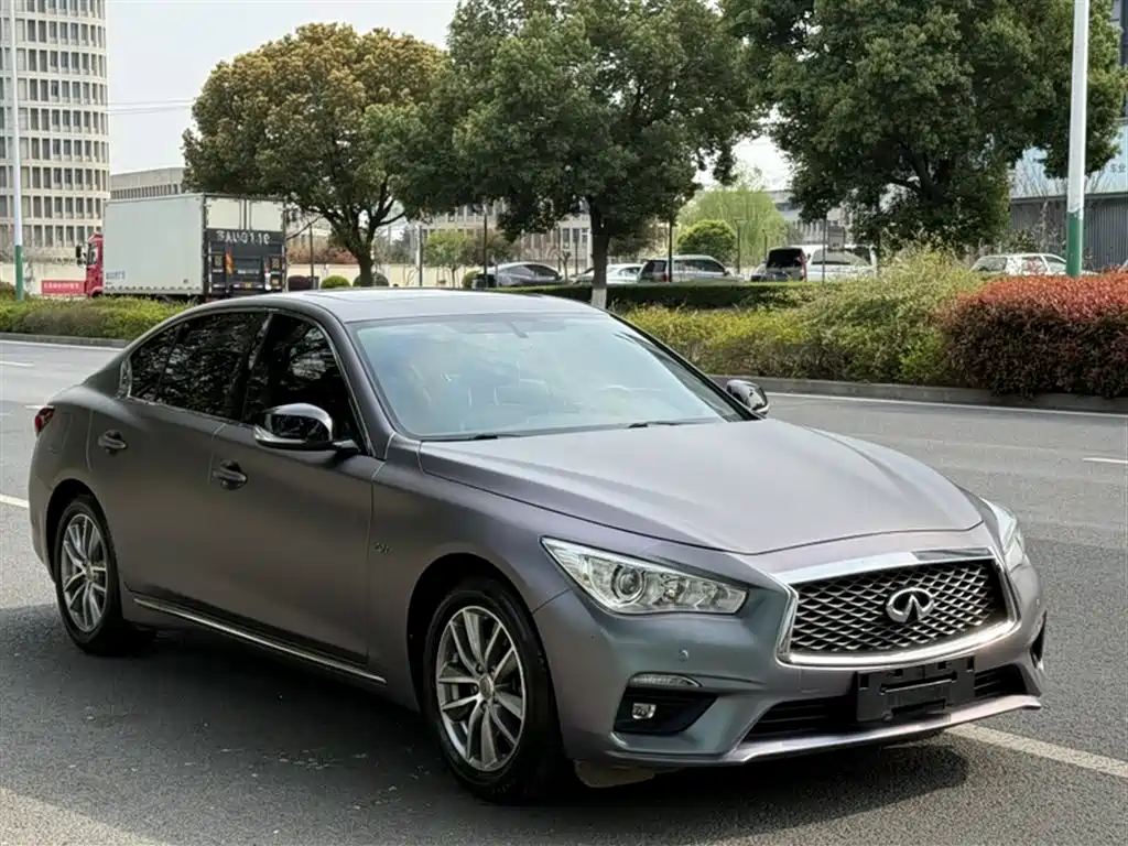 Infiniti Q50L 2019 — фото 25