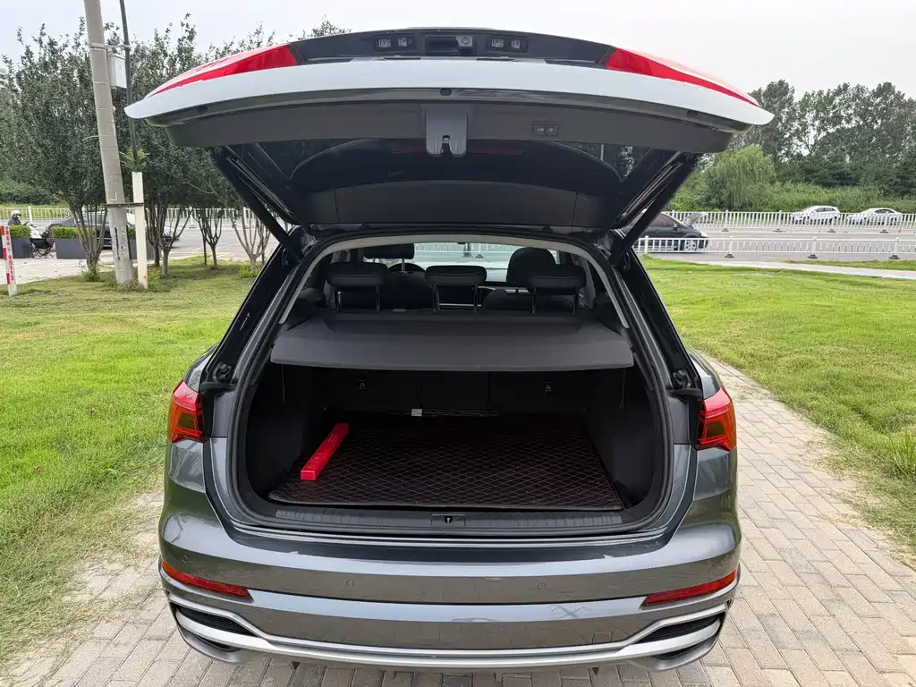 Audi Q3 2023
