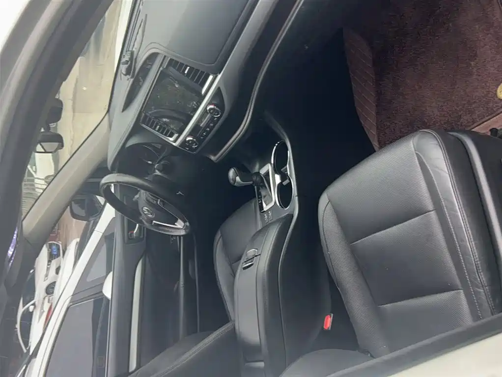 Toyota Highlander 2017 — фото 18