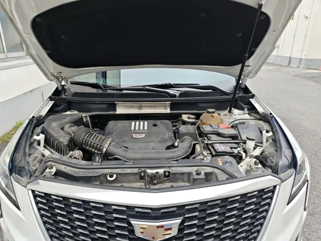 Cadillac XT5 2020 — фото 20