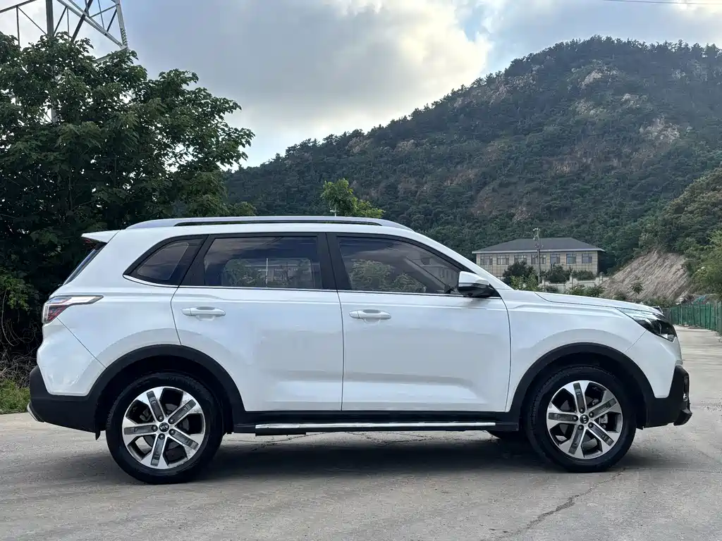 Kia Sportage 2021 — фото 19