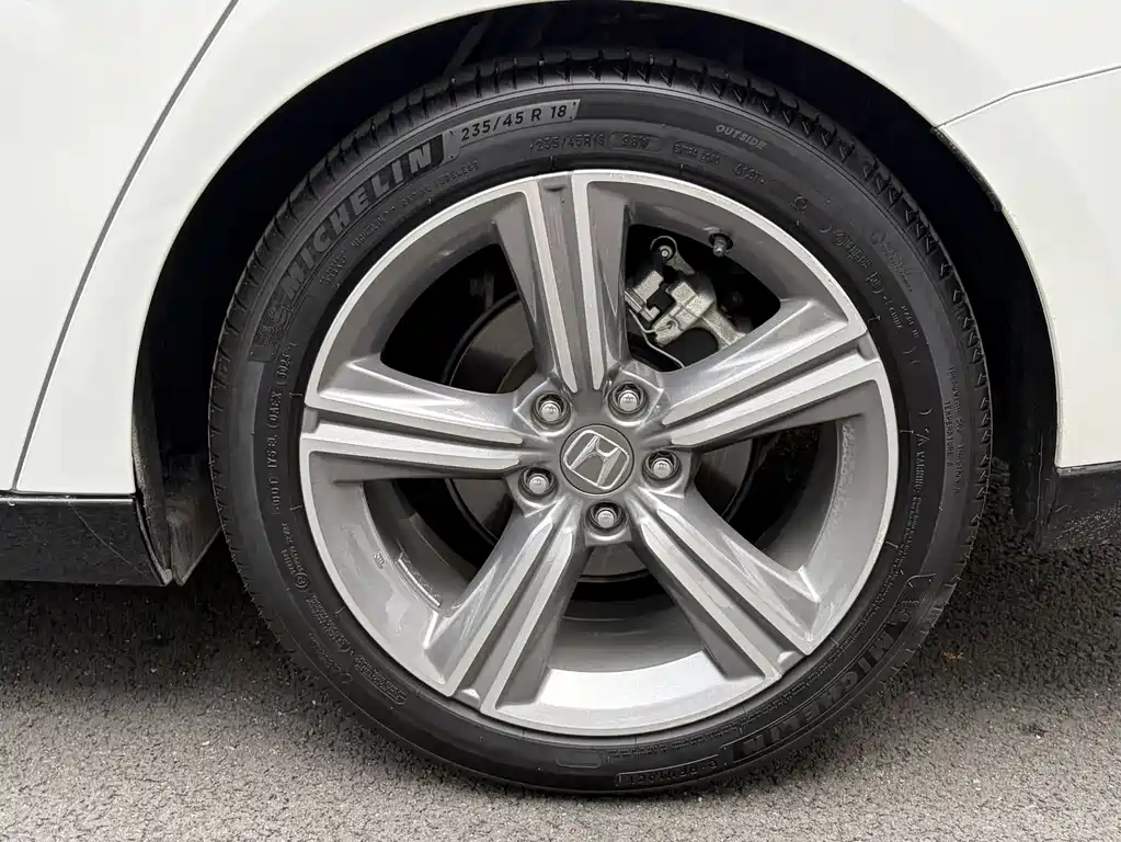 Honda Accord 2024 — фото 7