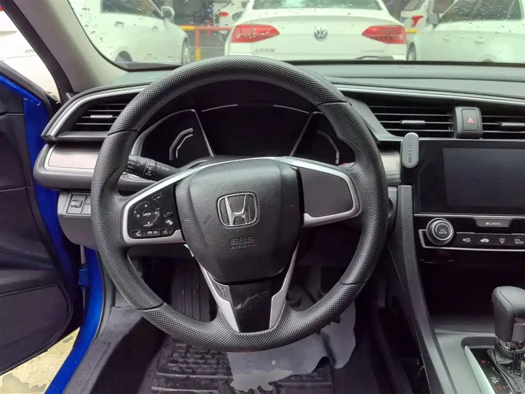 Honda Civic 2020 — фото 11