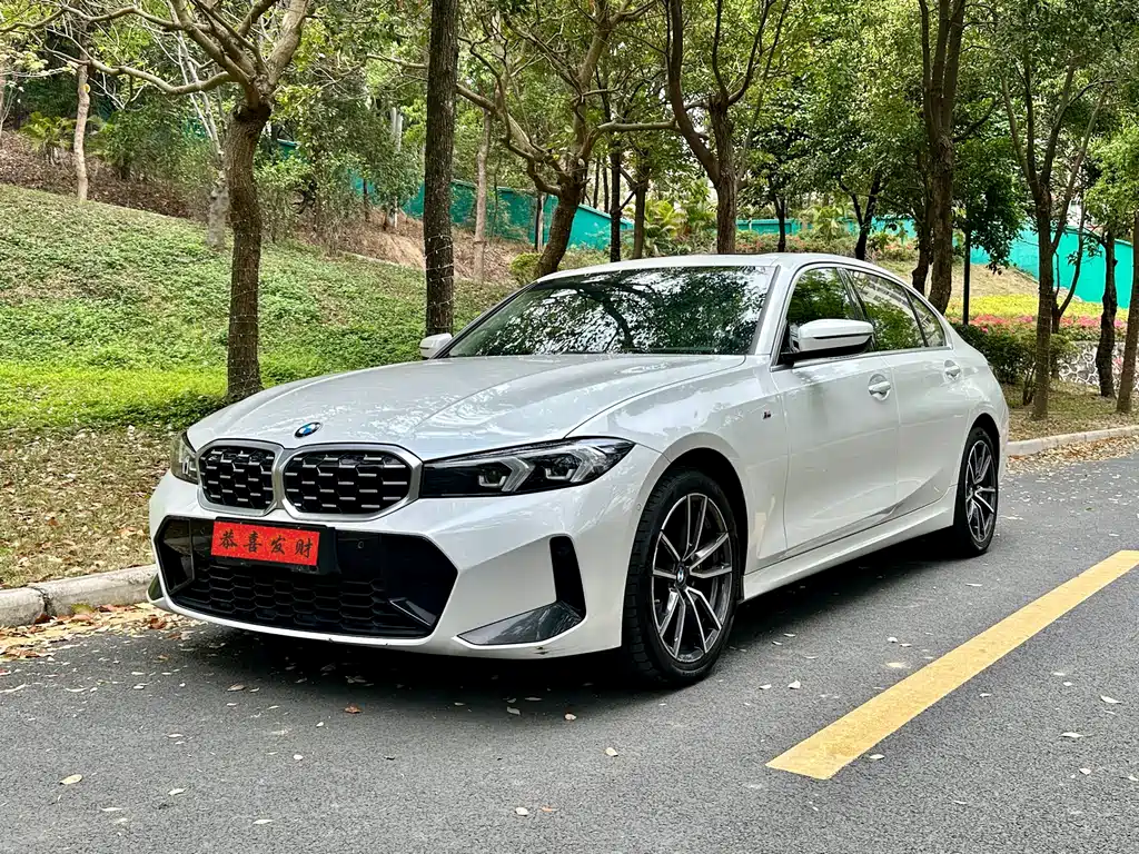 BMW 3 Series 2023 — фото 1