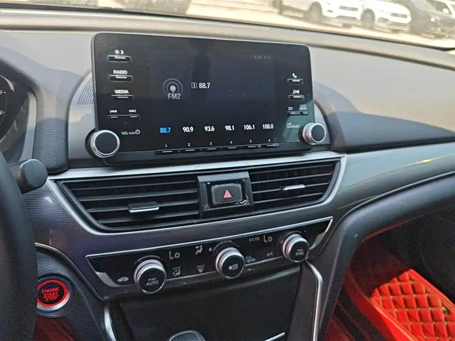 Honda Accord 2021 — фото 13