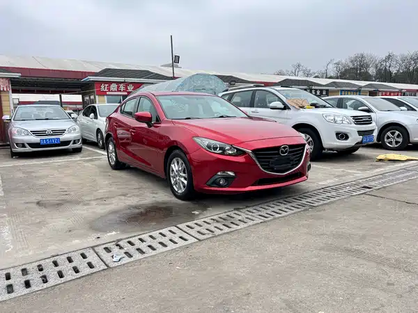 Mazda 3 Axela 2014