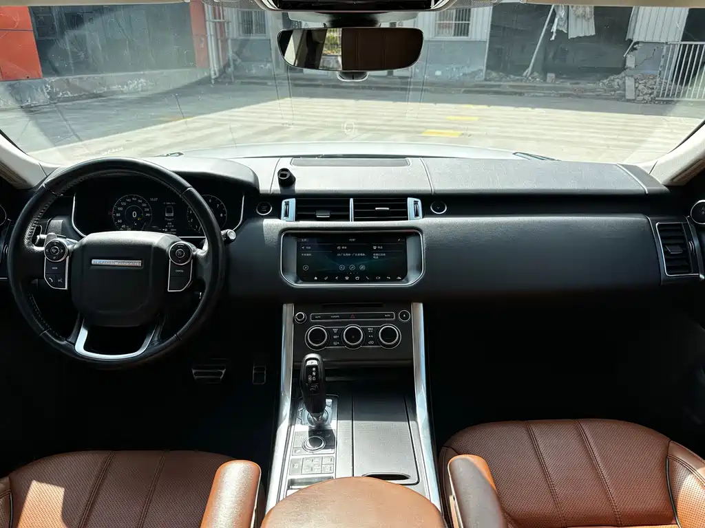 Land Rover Range Rover Sport 2018 — фото 13