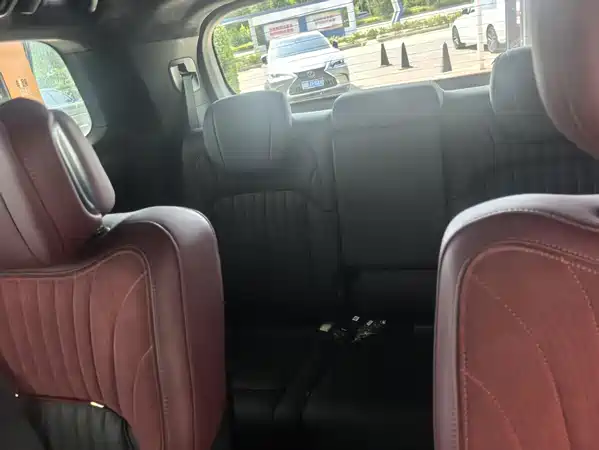 GAC Trumpchi M8 2025