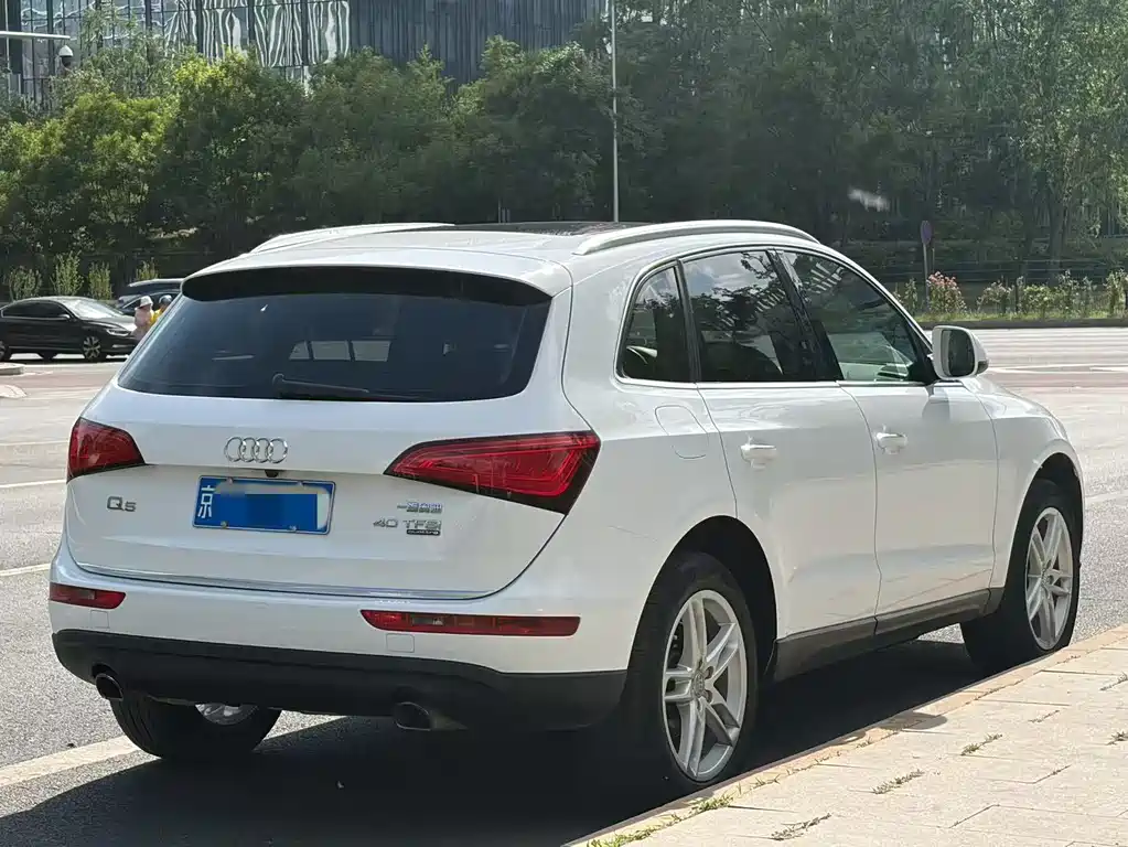 Audi Q5 2017 — фото 17