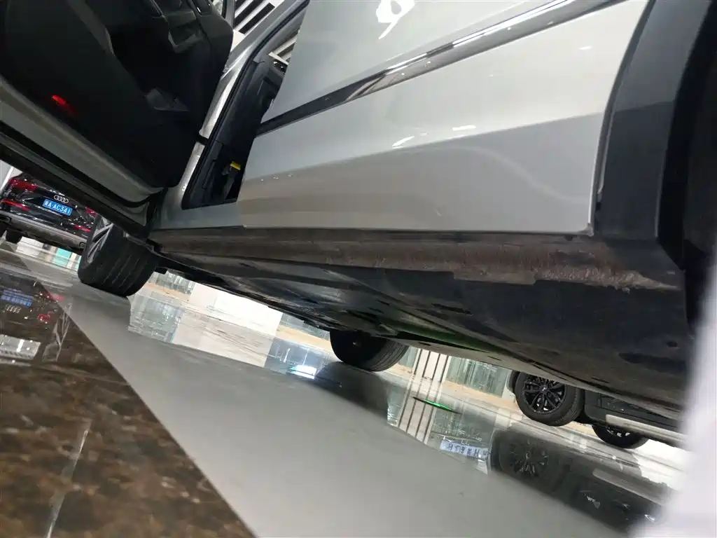 Volkswagen Tiguan L New Energy 2020 — фото 22