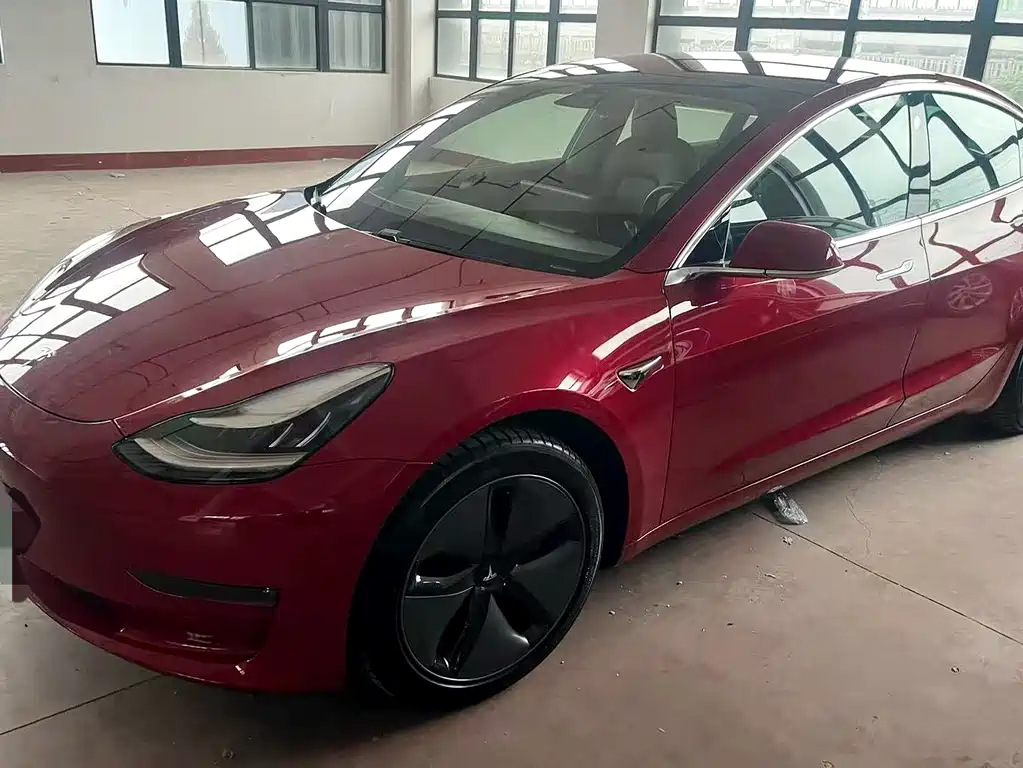 Tesla Model 3 2019