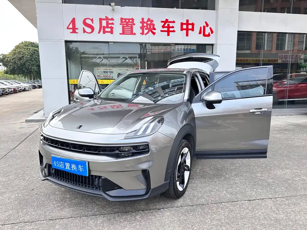 Lynk & Co 06 EM-P 2023 — фото 21