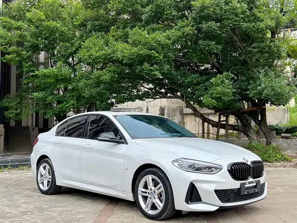 BMW 1 Series 2023
