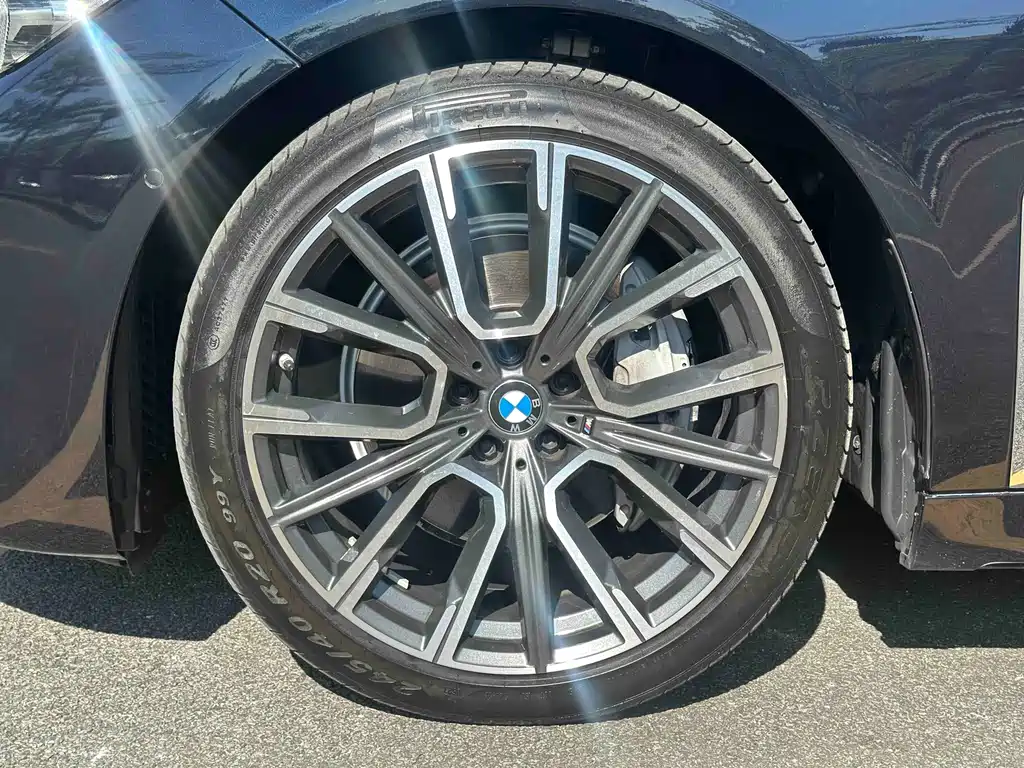 BMW 7 Series 2021 — фото 10