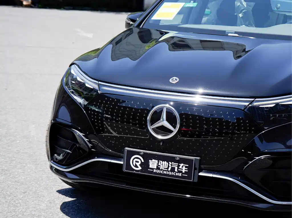 Mercedes-Benz EQS SUV 2026