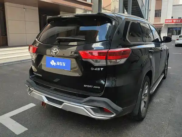 Toyota Highlander 2019