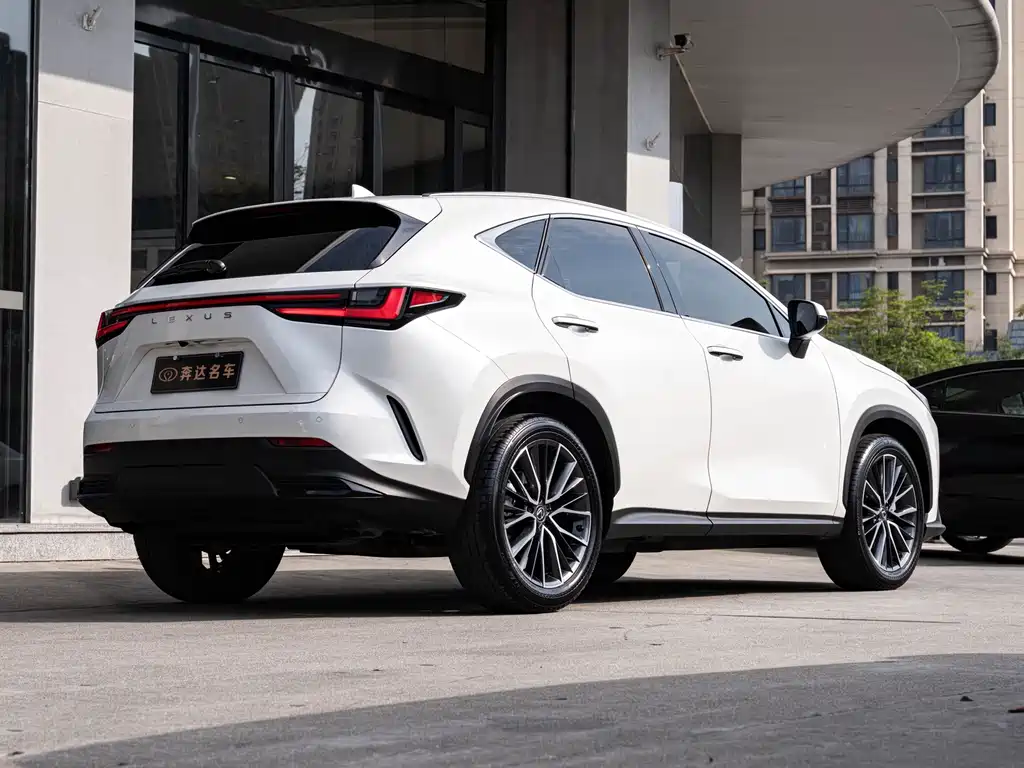 Lexus NX 2023 — фото 3