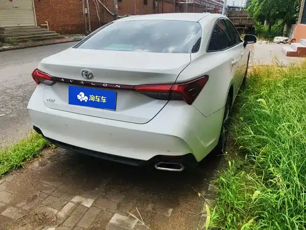 Toyota Avalon 2021