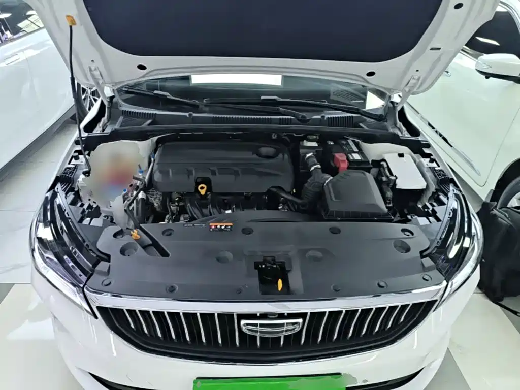 Geely Emgrand 2022 — фото 20